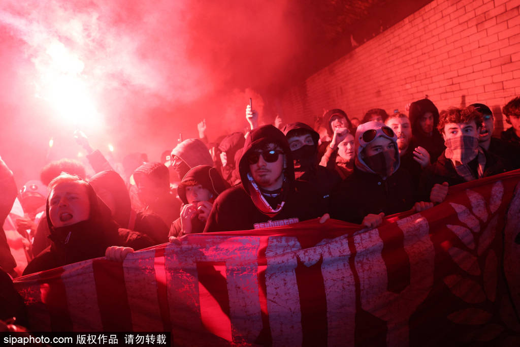 怎么开通皇冠信用盘盘口
_阿森纳球迷的嘲讽之声：拜仁怎么开通皇冠信用盘盘口
，你们是在假装热刺吗？